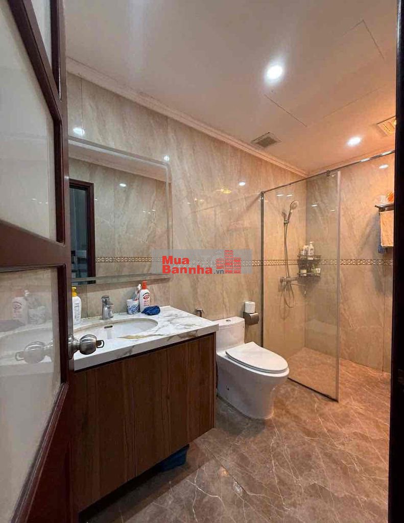 SIÊU BIỆT THỰ - VIP - TÂY HỒ - 104M - 4 TẦNG - DOANH. NHÂN - AN NINH