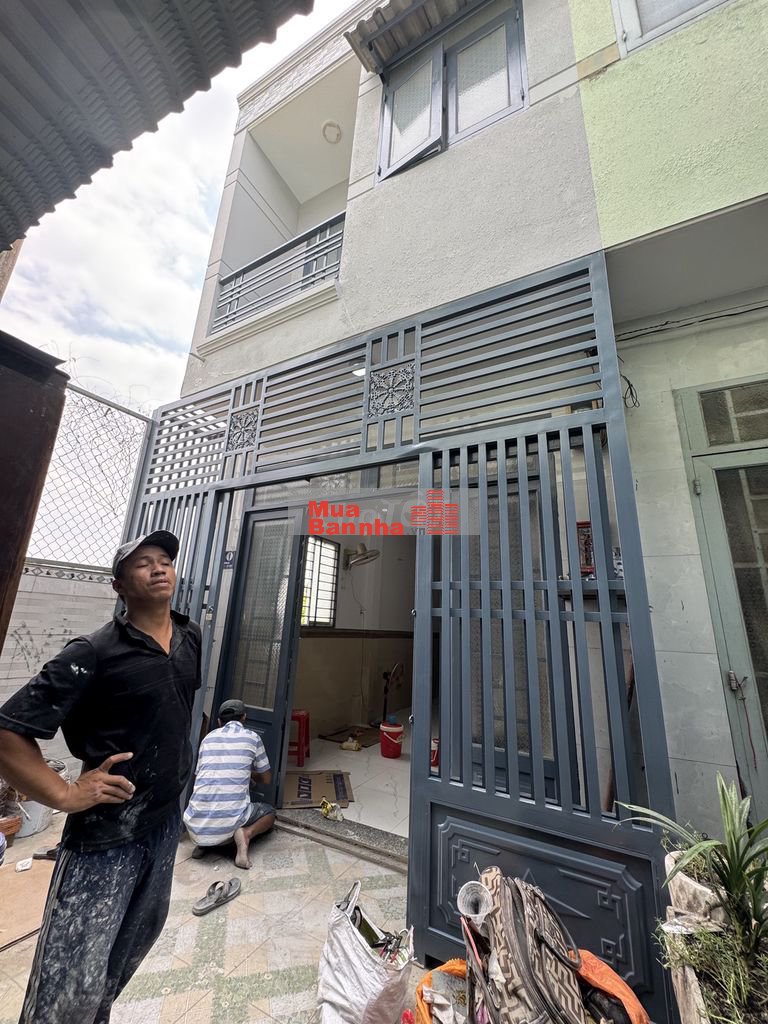 Kẹt tiền bán nhà chính chủ