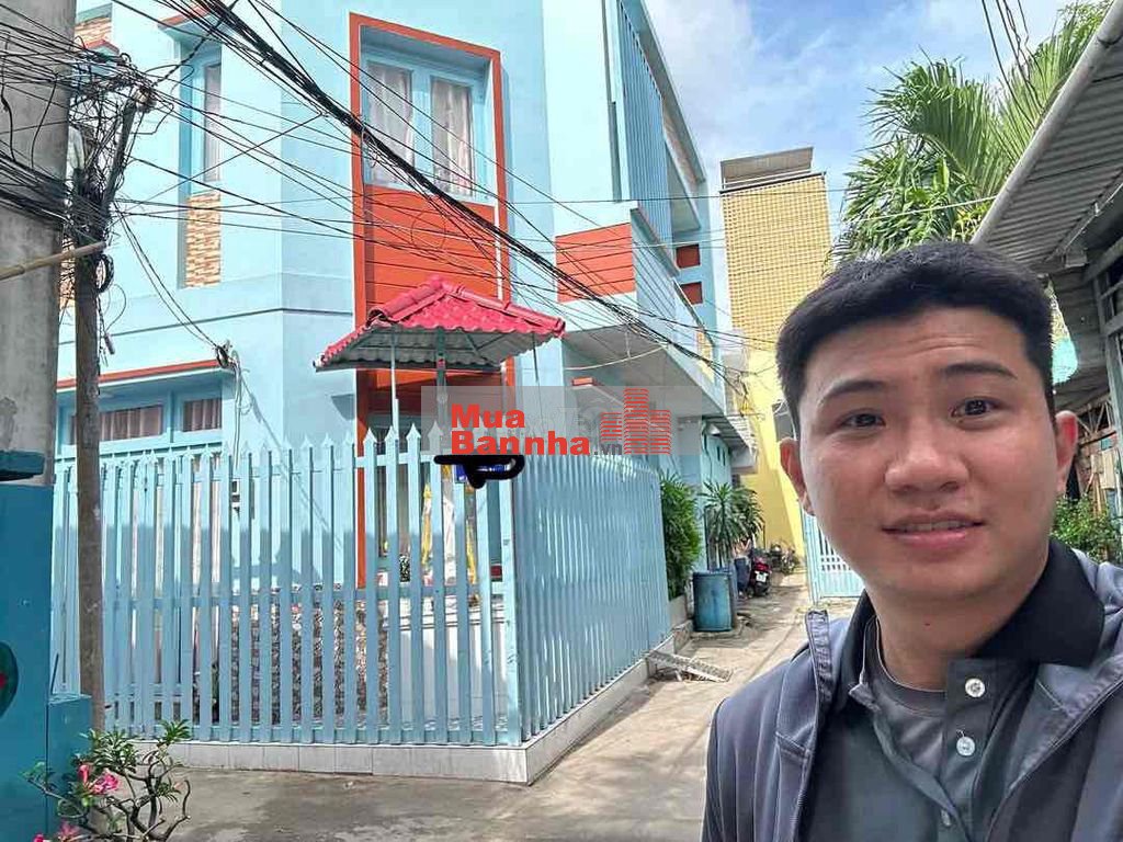 Bán nhà 2 tầng - Căn góc thoáng - Giáp Khu Tên Lửa - Bình Tân - hẻm xe