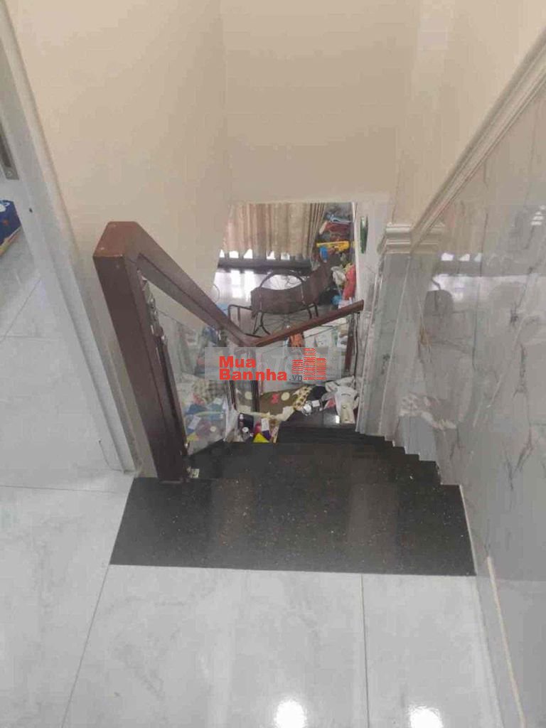 Nhà 2 tầng đường TCH18, phường TÂN CHÁNH HIỆP, Q12, dt 38m2 Hẻm Ôtô