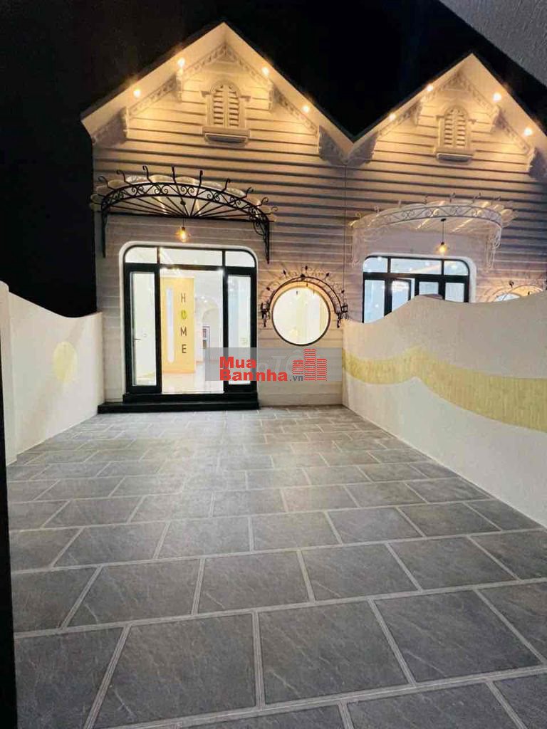 NHÀ KHU DÂN CƯ LONG PHƯỚC LỘ NHỰA VI VU CÓ NỘI THẤT 3pn