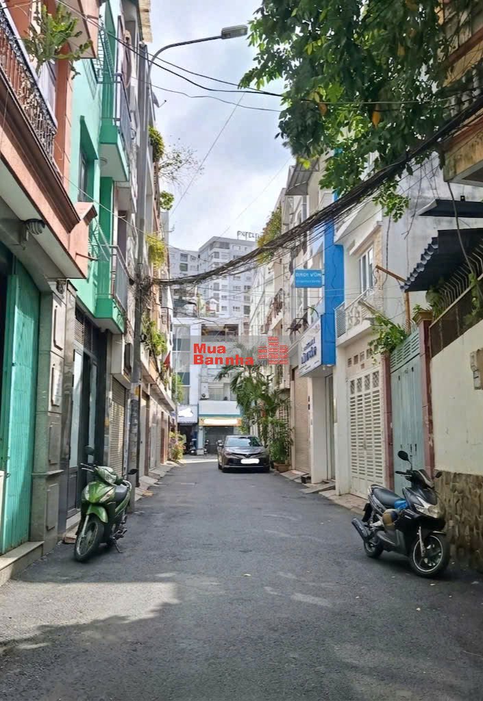 GẤP bán Nhà 2Tầng x 61m² XE HƠI đậu cửa ra đường Nguyễn Trung Trực