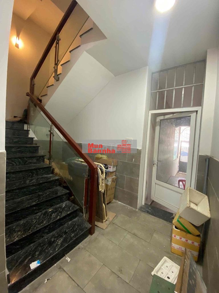 NHÀ 2 MẶT TIỀN NGAY CHƠ 339 Phước Long B 6PN6wc