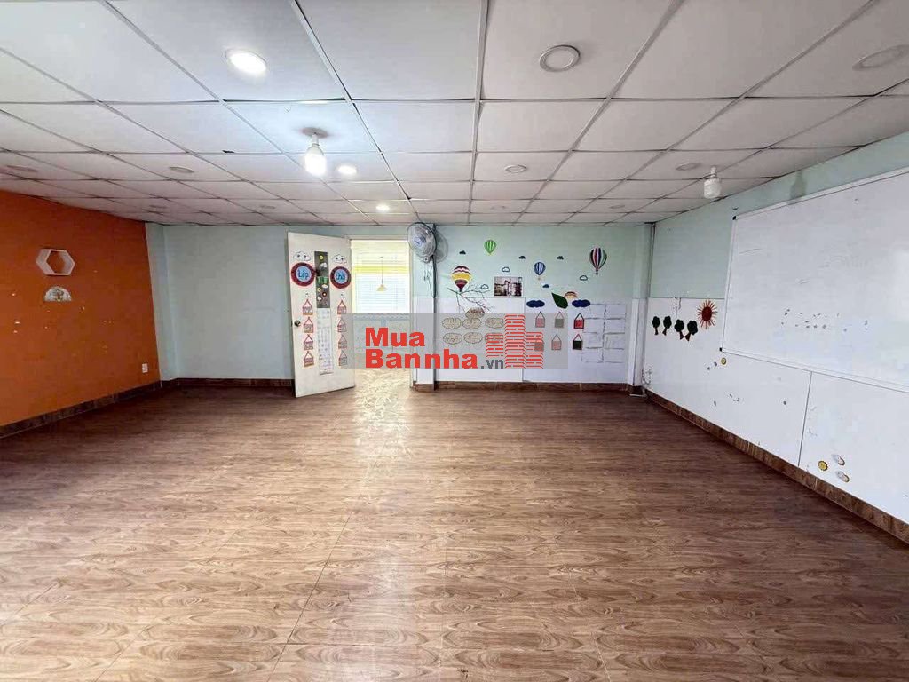 Biệt thự mini 7m x 20m. MT view Công Viên khu biệt thự Lê Thị Riêng