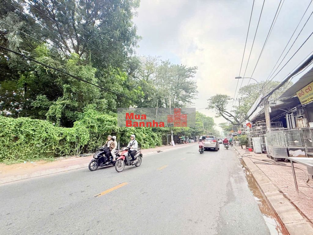 BÁN NHÀ 584 BÌNH LONG 188,2M2, NGANG 4, DÀI 48 SÁT AEON TÂN PHÚ 11,8TỶ