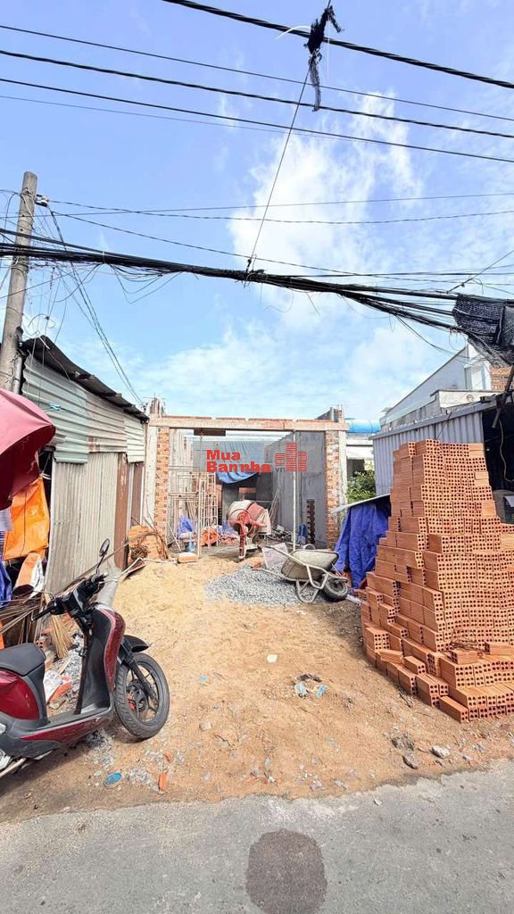 Bán Nhà Mặt Tiền Chợ Thống Nhất Dĩ An