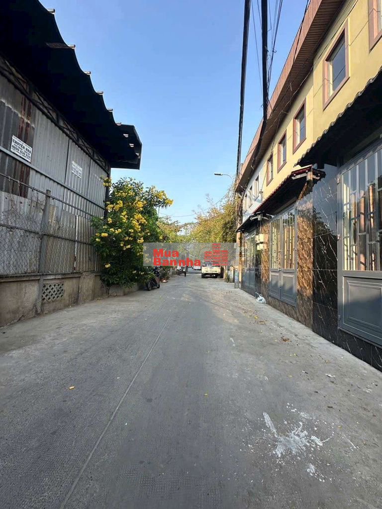 Nhà Mới Hẻm Ôtô - Gần Satra Phạm Hùng