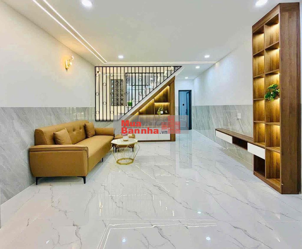 Nhà DT: 4m x 10.5m(Nở H.4.30m)Đúc 1lầu,full nội thất đầy đủ