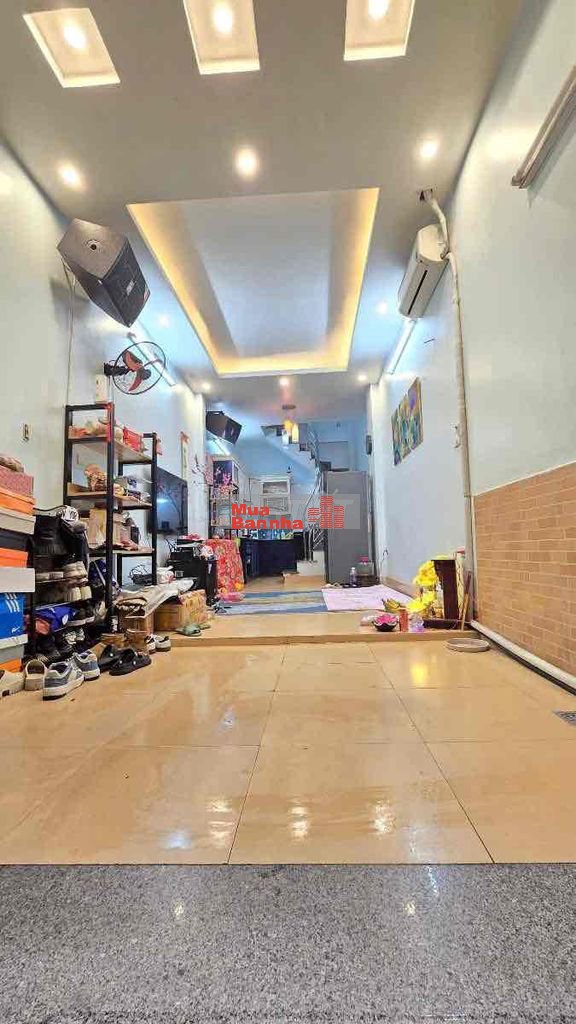 PHỐ TRƯƠNG ĐỊNH CĂN GÓC 2THOÁNG 5TẦNG NGÕ BA GÁC TT BÁCH KINH XÂY.