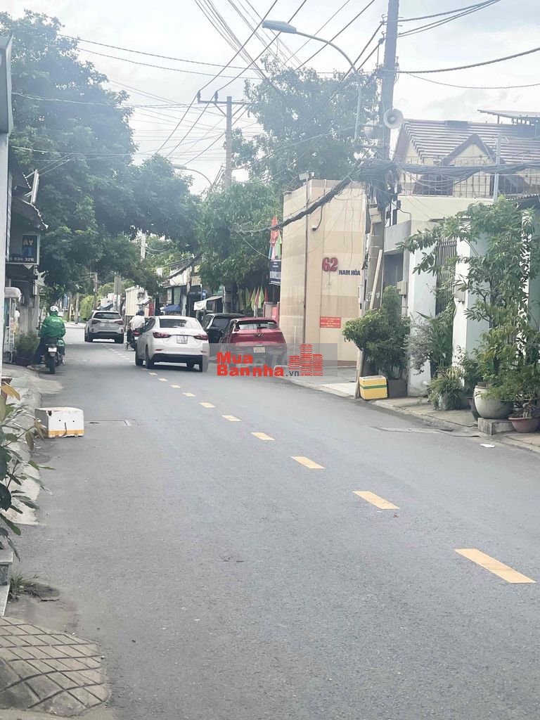 Cần bán nhà MTKD đường Nam Hoà, Phường Phước Long A, TP. Thủ đức