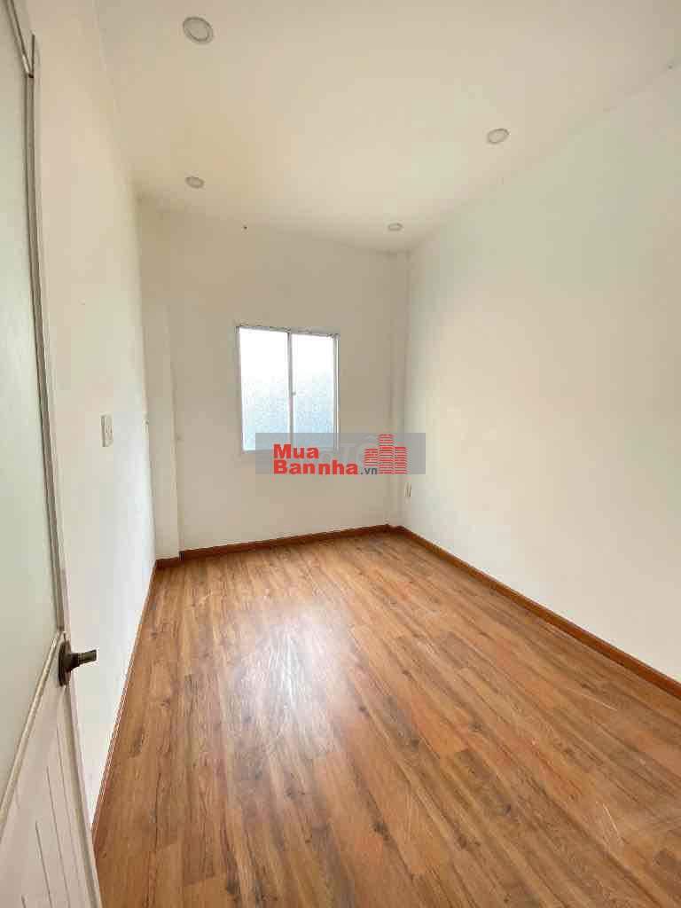 NHÀ 3 TẦNG HOÀN CÔNG ĐỦ - CHỈ 1T900 - KHÔNG DÍNH QUY HOẠCH , TL