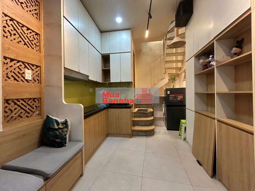 GIẢM 100 TRIỆU, NHÀ NHỎ 2 TẦNG, DTSD 30M2, BÌNH THẠNH, NHỈNH 2 TỶ
