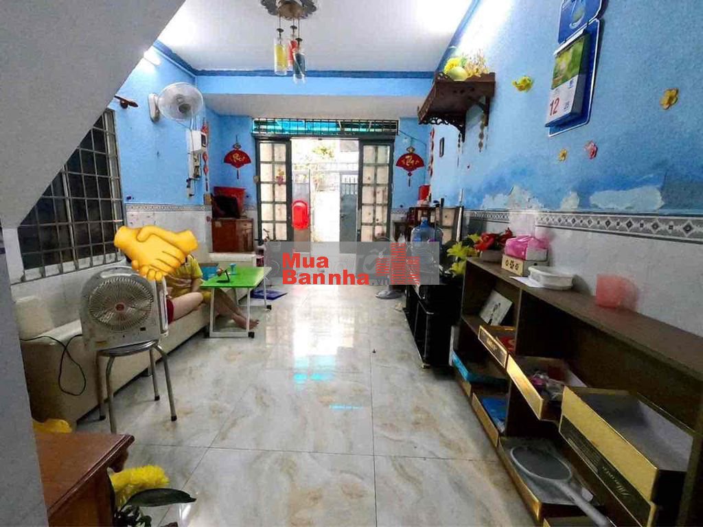 Đường Thông - Ngay Chợ Gò Vấp -Ngang 4.4m - 3 Phòng( 1 phòng dưới Tret