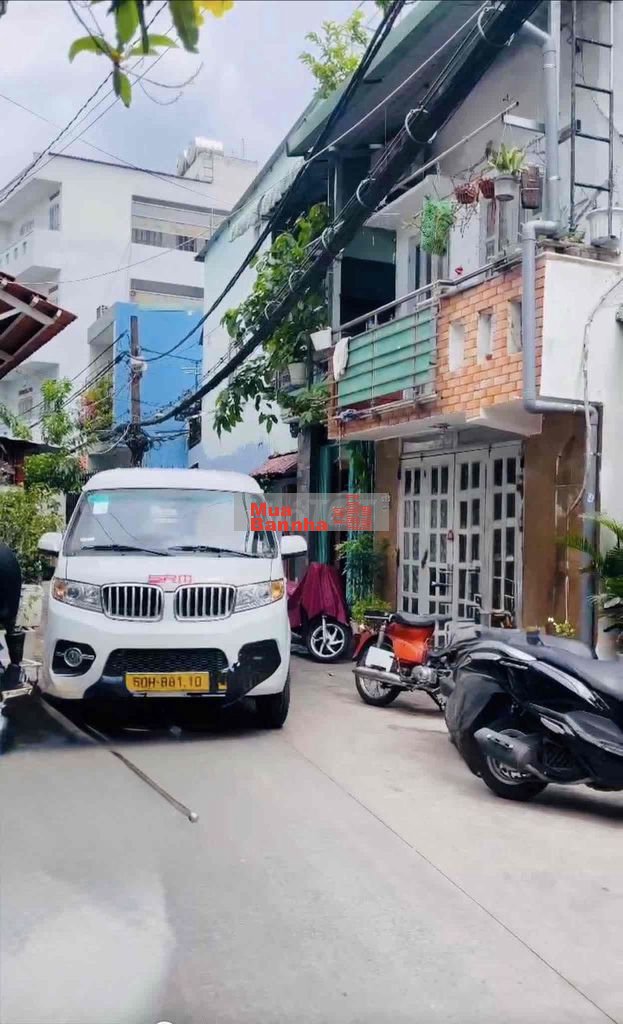 Ngay Bệnh Viện 175 - Xe hơi thông - Có Thang Máy - Nhà mới ở Liền