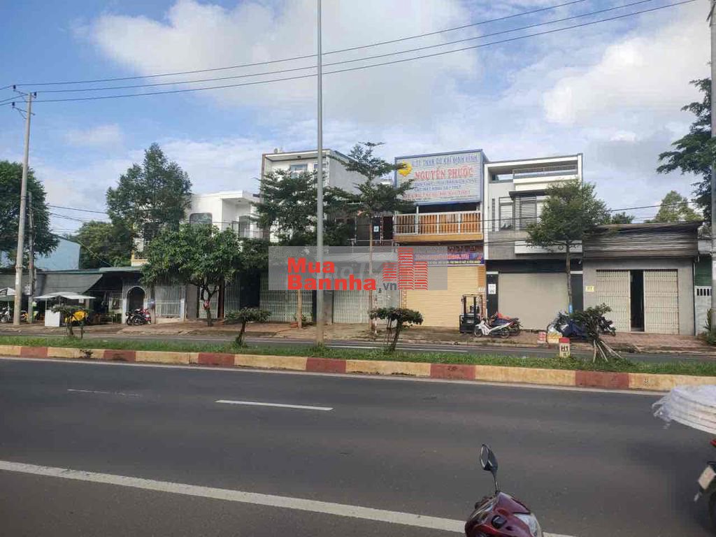 🏠 NHÀ CHÍNH CHỦ CẦN BÁN 📍 Vị trí:Đất đô thị, mặt tiền đường 10 Tháng