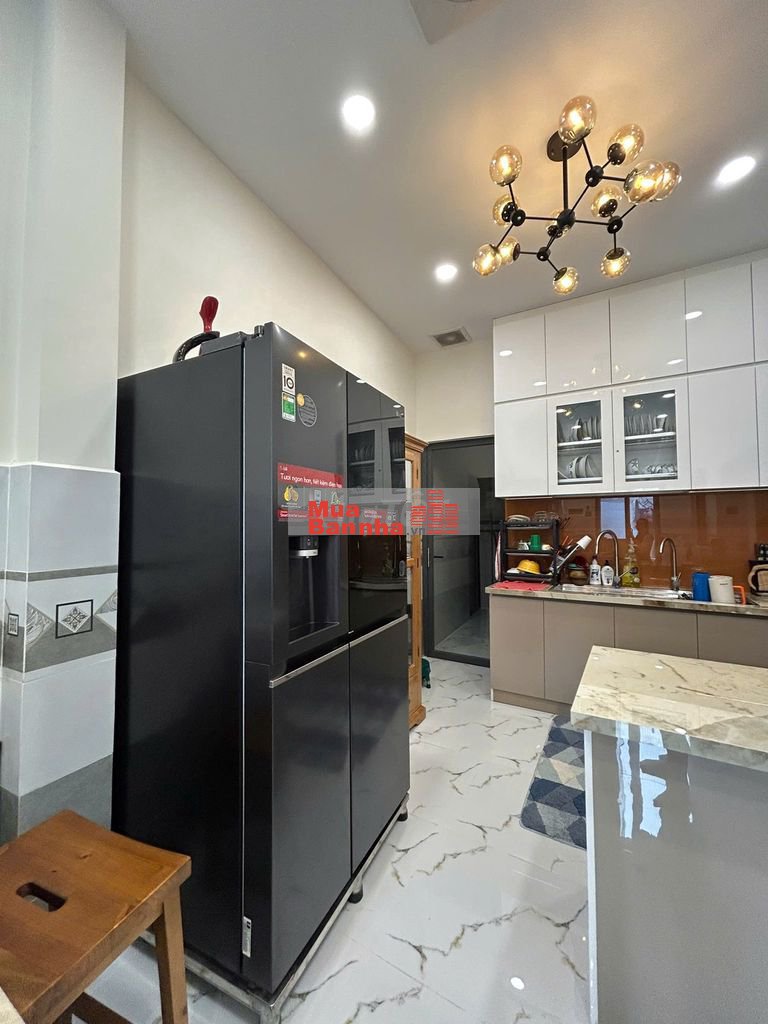 NHÀ 140M, 3 TẦNG, MT NGÔ ĐỨC KẾ, 22.5 TỶ