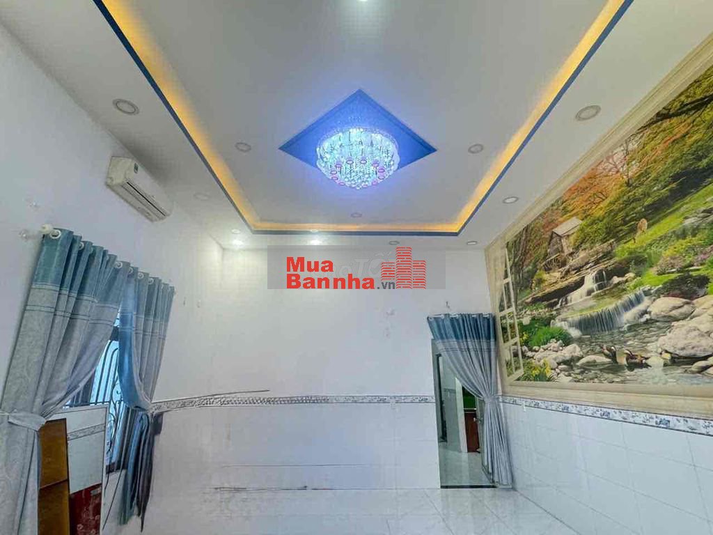 Bán gấp nhà cấp 4 ( diện tích 100m2) giá rẻ