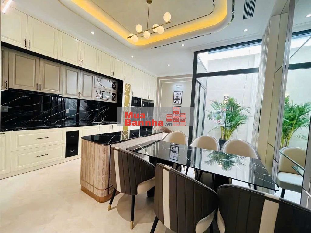 BÁN NHÀ ĐẸP 4 LẦU ST CÓ THANG MÁY LIỀN KỀ PHÚ MỸ HƯNG Đường D5B QUẬN 7