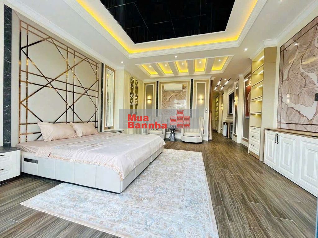 BÁN NHÀ ĐẸP 4 LẦU ST CÓ THANG MÁY LIỀN KỀ PHÚ MỸ HƯNG Đường D5B QUẬN 7