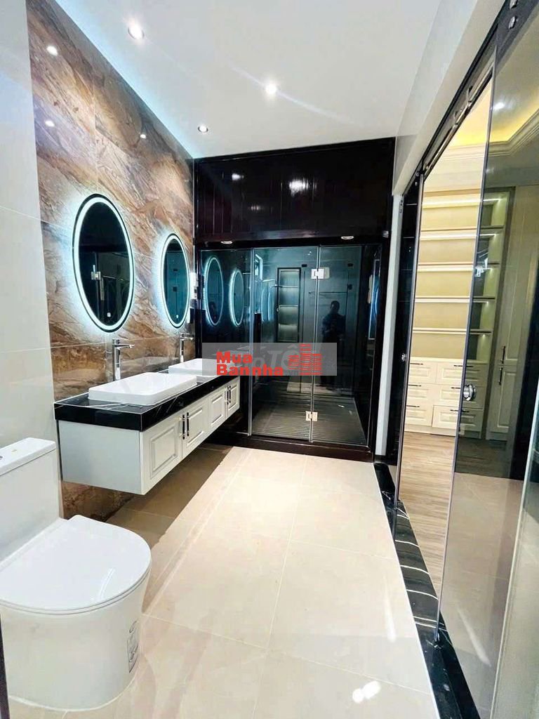 BÁN NHÀ ĐẸP 4 LẦU ST CÓ THANG MÁY LIỀN KỀ PHÚ MỸ HƯNG Đường D5B QUẬN 7