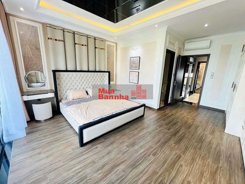 BÁN NHÀ ĐẸP 4 LẦU ST CÓ THANG MÁY LIỀN KỀ PHÚ MỸ HƯNG Đường D5B QUẬN 7