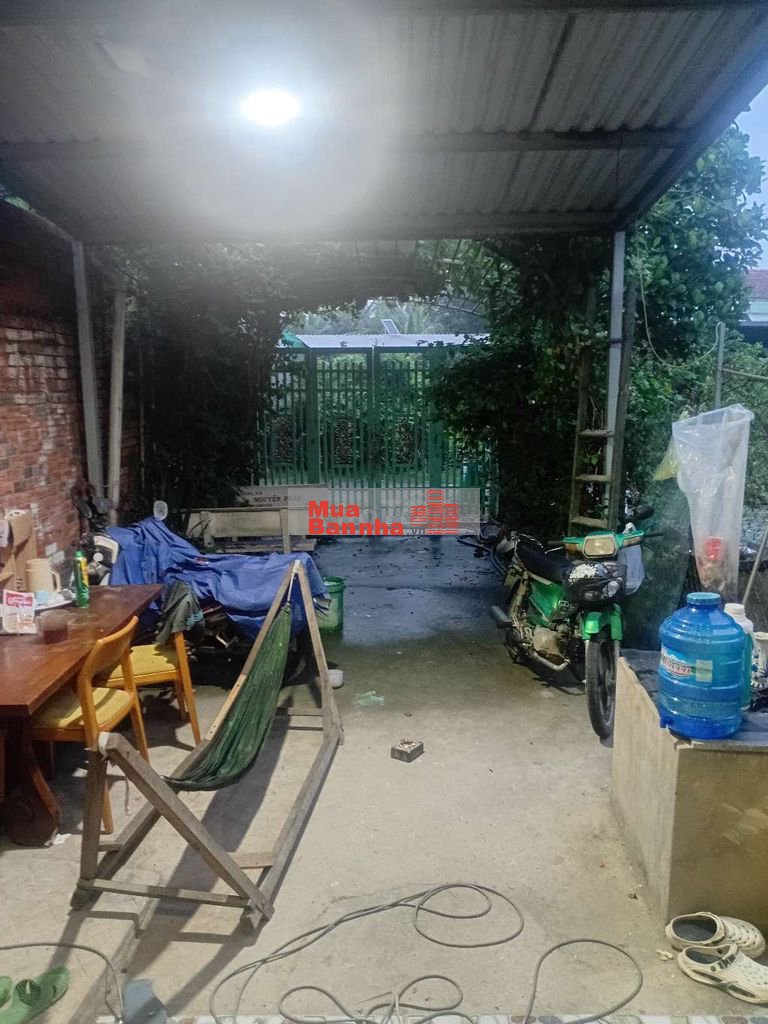 Bán nhà cấp 4,4×20
