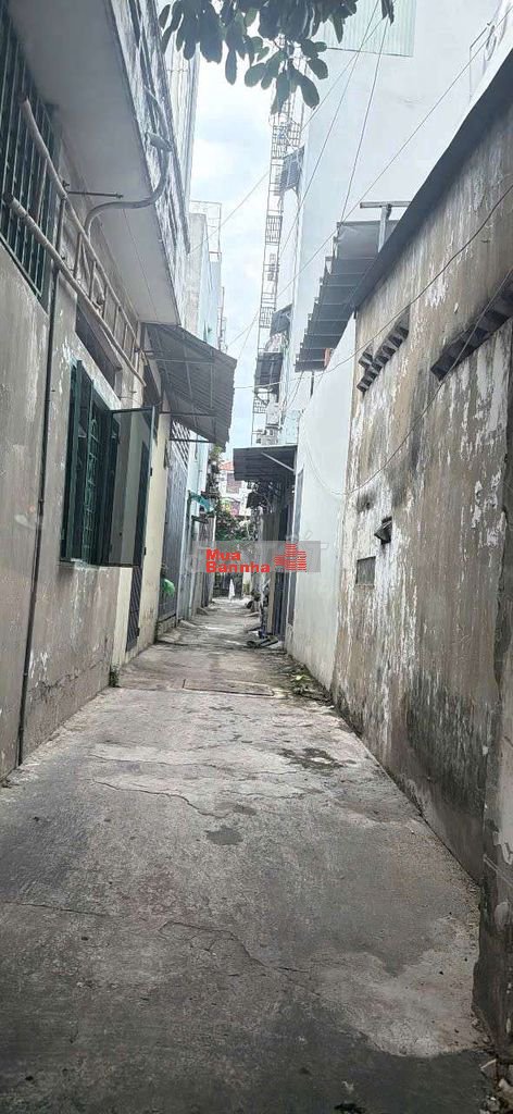 Mặt phố đường đôi Tân Sơn, sân bay Tân Sơn Nhất