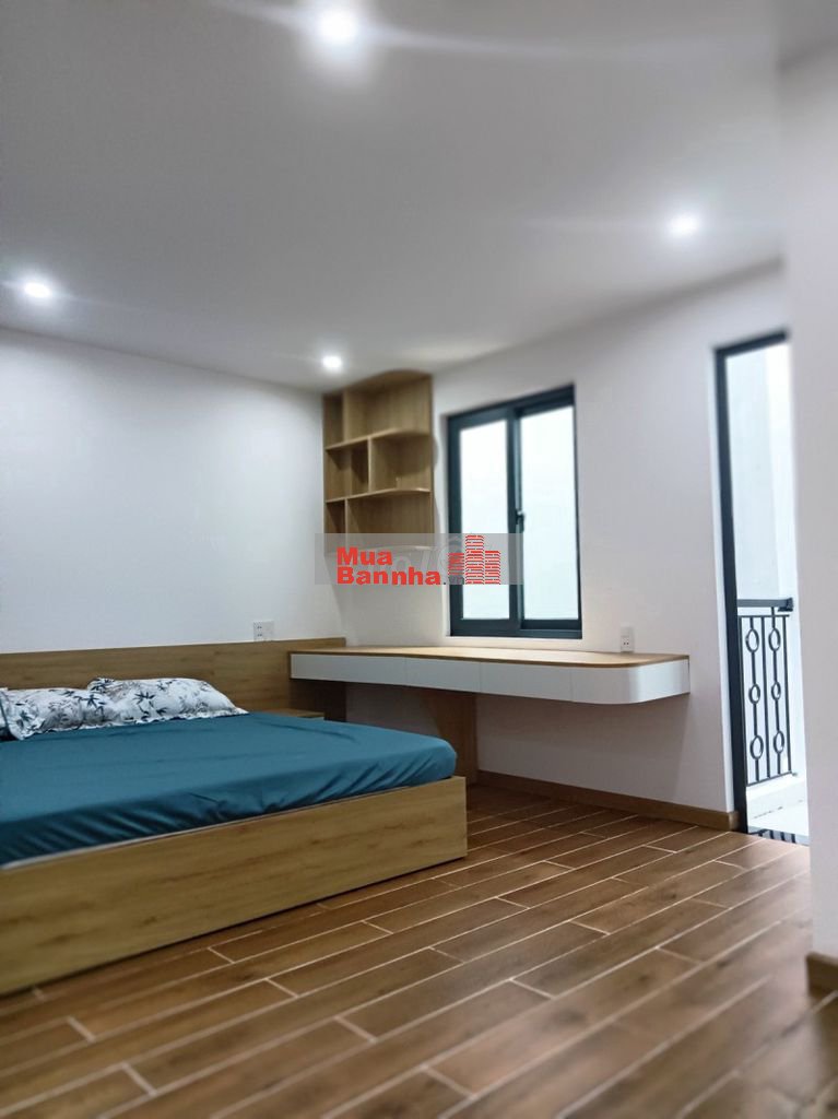 GIẢM GẤP 200 TRIỆU CHỈ CÒN 3T99, NHÀ MỚI 2 TẦNG TRUNG TÂM