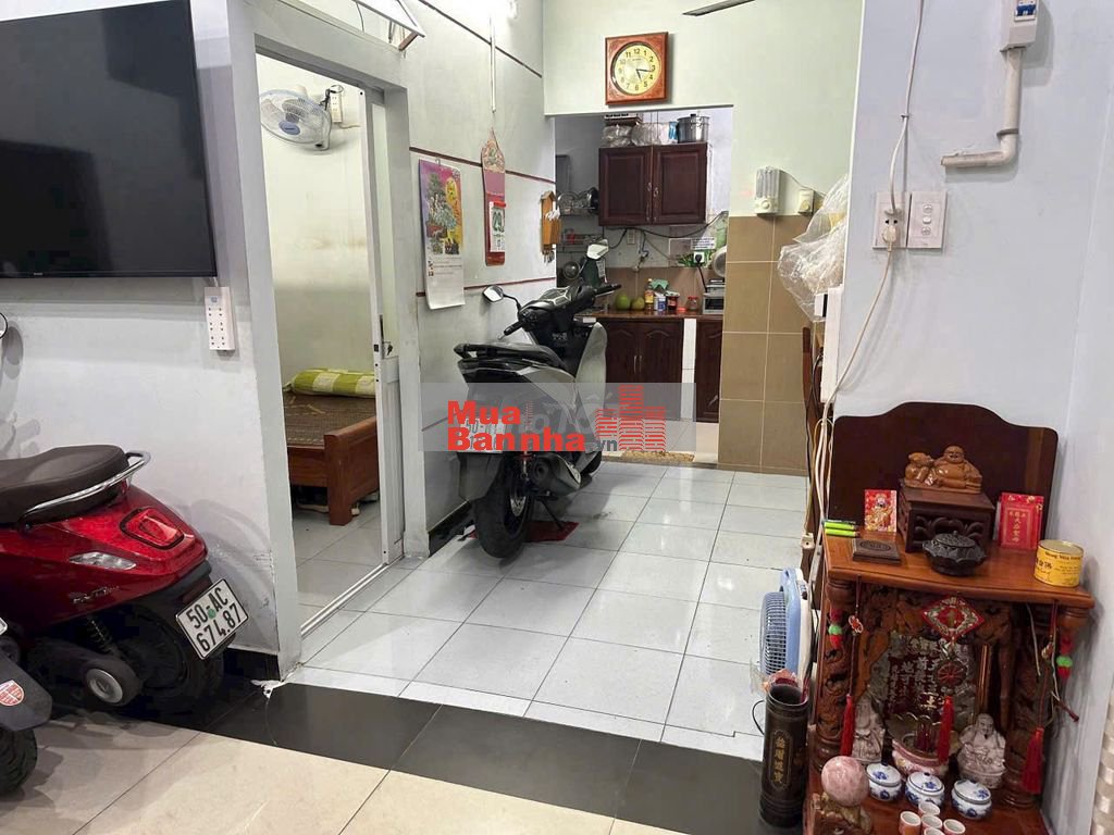 - Nhà to giá rẻ