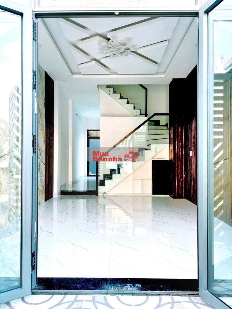 NHÀ 3 TẦNG 4PN 3WC - 4 X 16.5- P.LONG BÌNH SÁT VINHOME
