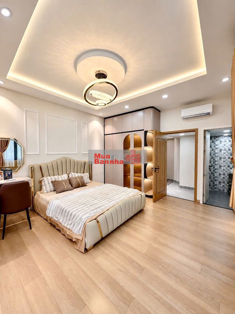 - Siêu phẩm nhà đẹp ngay trung tâm