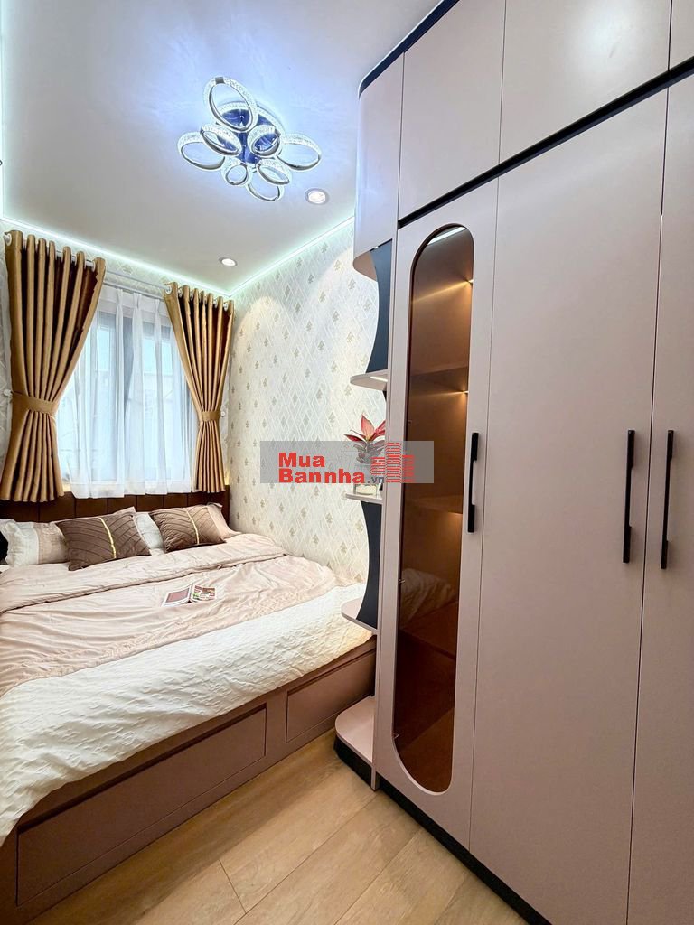 - Siêu phẩm nhà đẹp ngay trung tâm