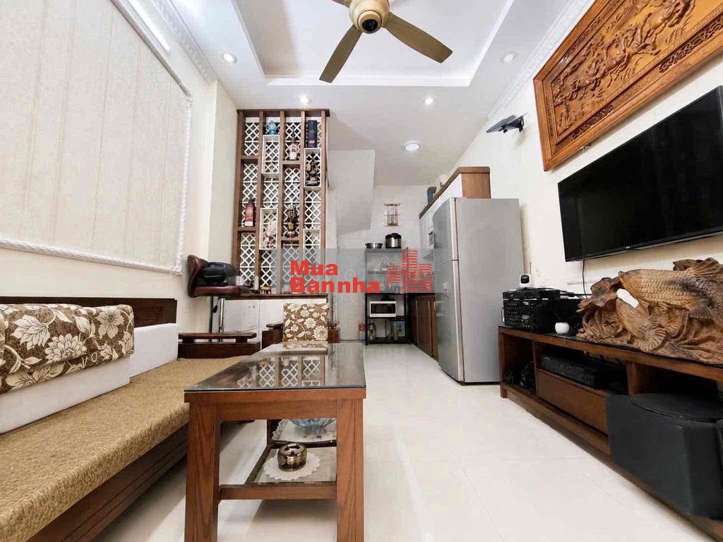 cắt lỗ bán gấp