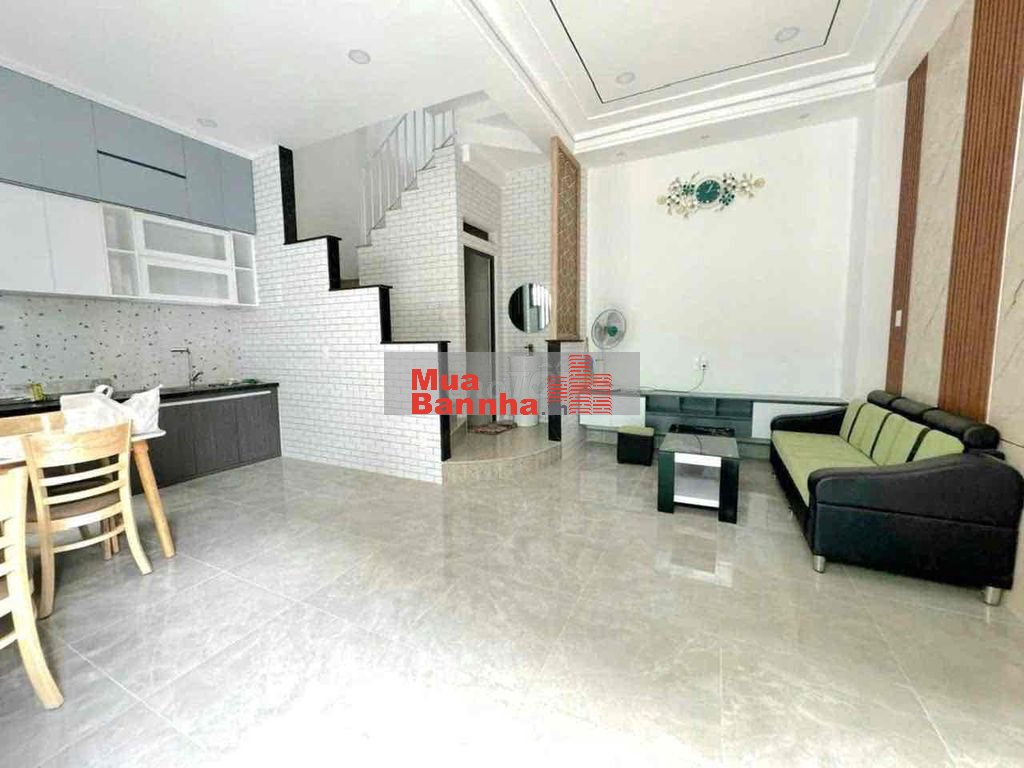 Nhà 4 tầng HXH - 31m2 - mới xây 2 năm ngay Emart chỉ nhỉnh 3ty