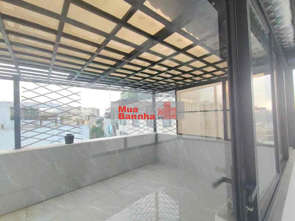 Nhà 4 tầng HXH - 31m2 - mới xây 2 năm ngay Emart chỉ nhỉnh 3ty