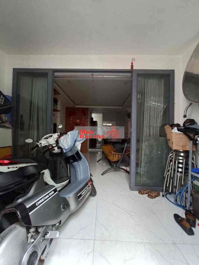 Nhỉnh 3đ có nhà 2 tầng, 42m2 ngay BV Hồng Đức, Thống Nhất, P10, Gvap