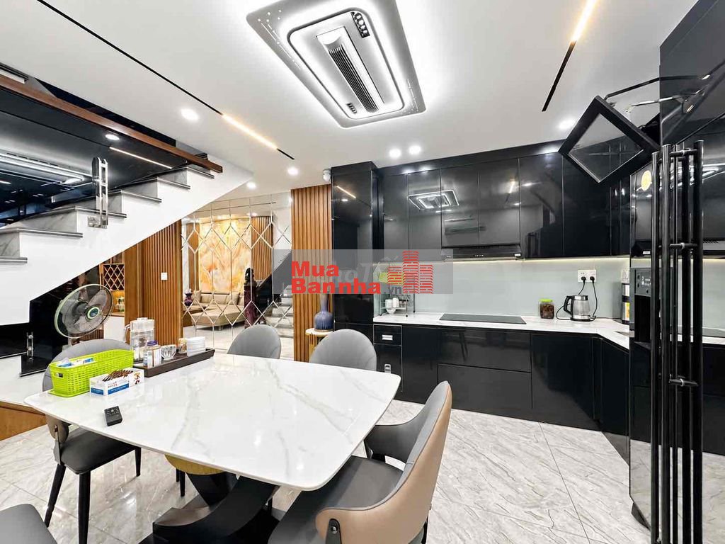 (Bình Tân) Lê Văn Quới khu đồng bộ- 5 tầng -60m2- hxh chỉ 6 tỉ 5