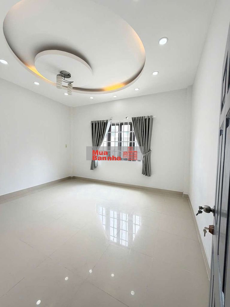MT 33 Lê Công Phép 4.5x20 3 lầu