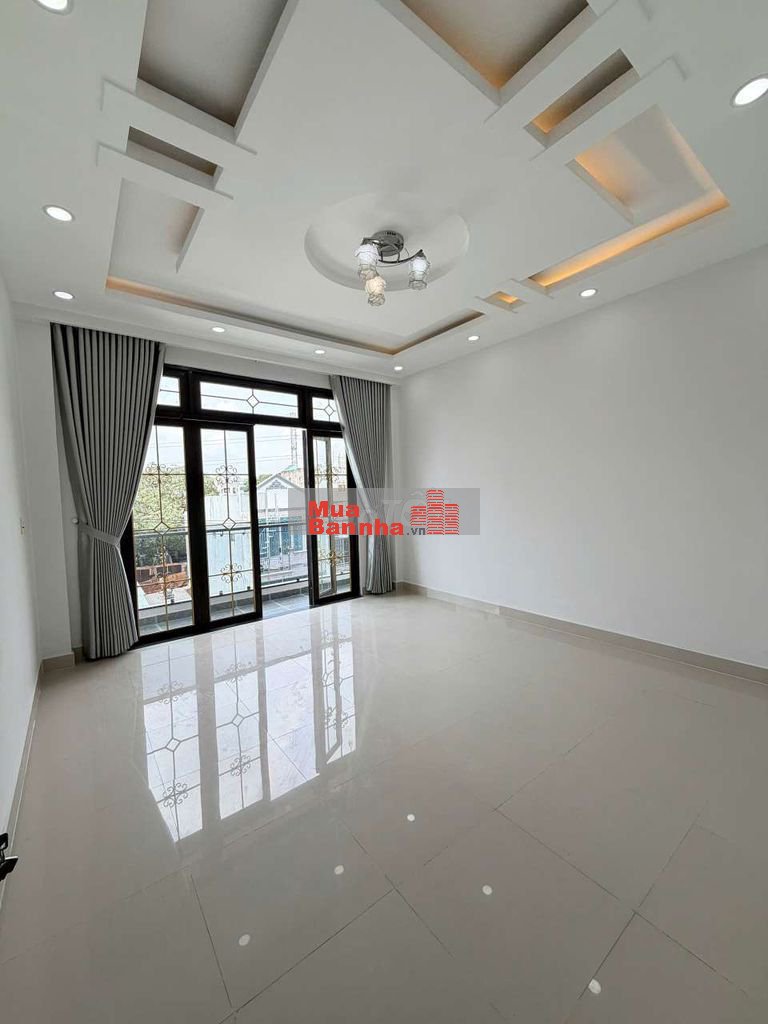 MT 33 Lê Công Phép 4.5x20 3 lầu