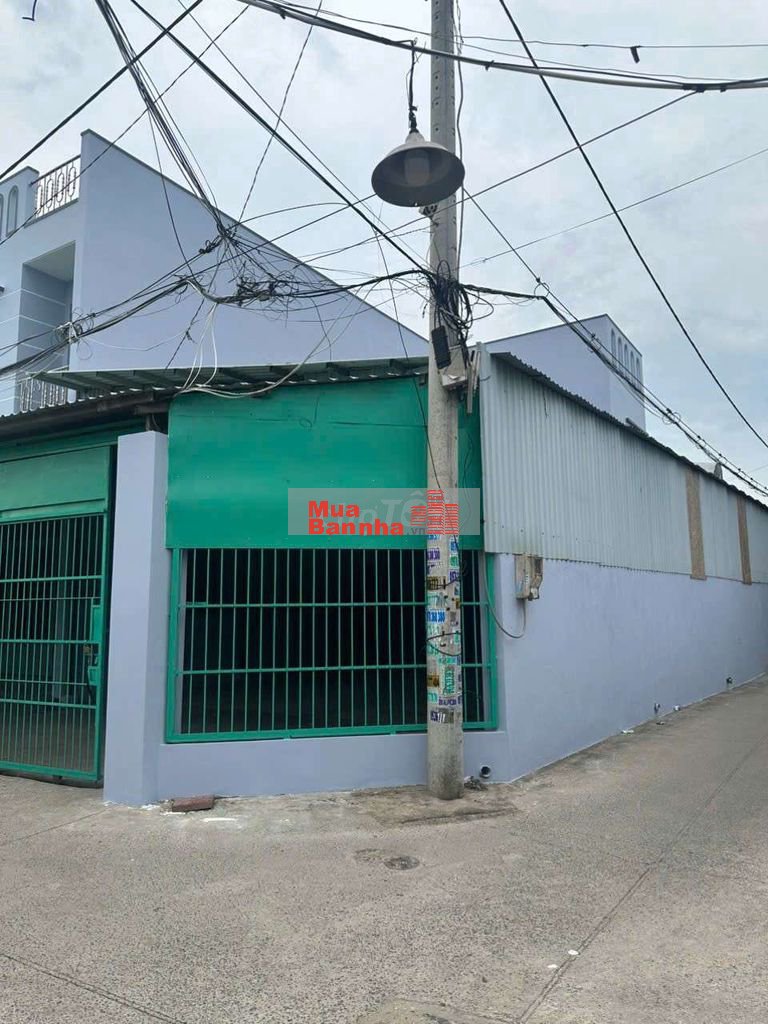 Nhà 1 lầu sân rộng 13x20m, hẻm xe hơi 1/Nguyễn Thị Sóc gần Chợ Đầu Mối