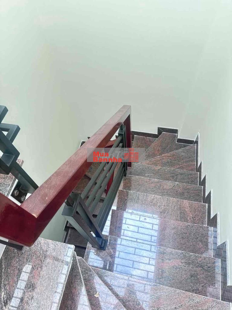 Tôi có nhu cầu bán nhà mới hẻm ô tô thông đường Lê Đình Cẩn 3.9 tỷ