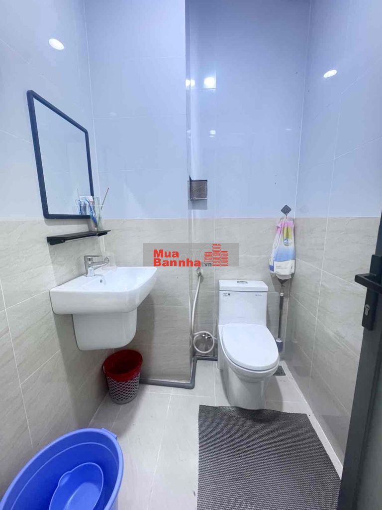 Tôi có nhu cầu bán nhà mới hẻm ô tô thông đường Lê Đình Cẩn 3.9 tỷ