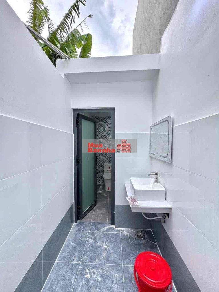 Nhà Mới Mái Hộp 5 x 16m Ngay Ngã Ba Mỹ Lộc - Sổ Hồng Hoàn Công Giá Rẻ
