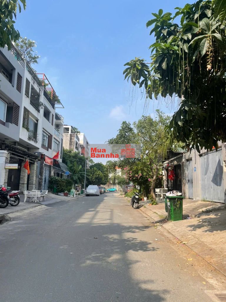 Nhà ĐẸP 166/3 Đặng Thùy Trâm. DT 4,8X13M. Trệt 3 Lầu