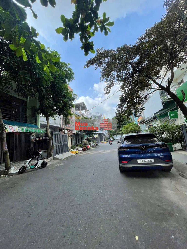 Mặt tiền đường số 14 KDC Tên Lửa 4x15 1 trệt 2 lầu 1T
