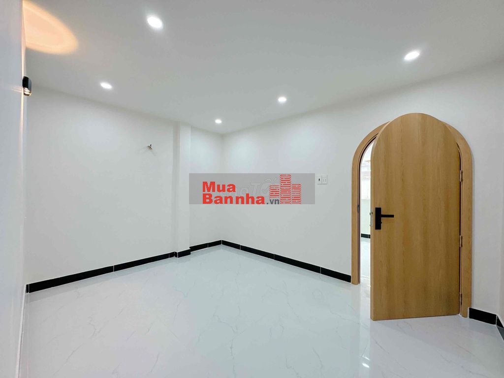 NHÀ P.TÂN HƯNG KHU HIM LAM NGUYỄN THỊ THẬP OTO ĐỖ CỬA - 4M x 12M - 3PN