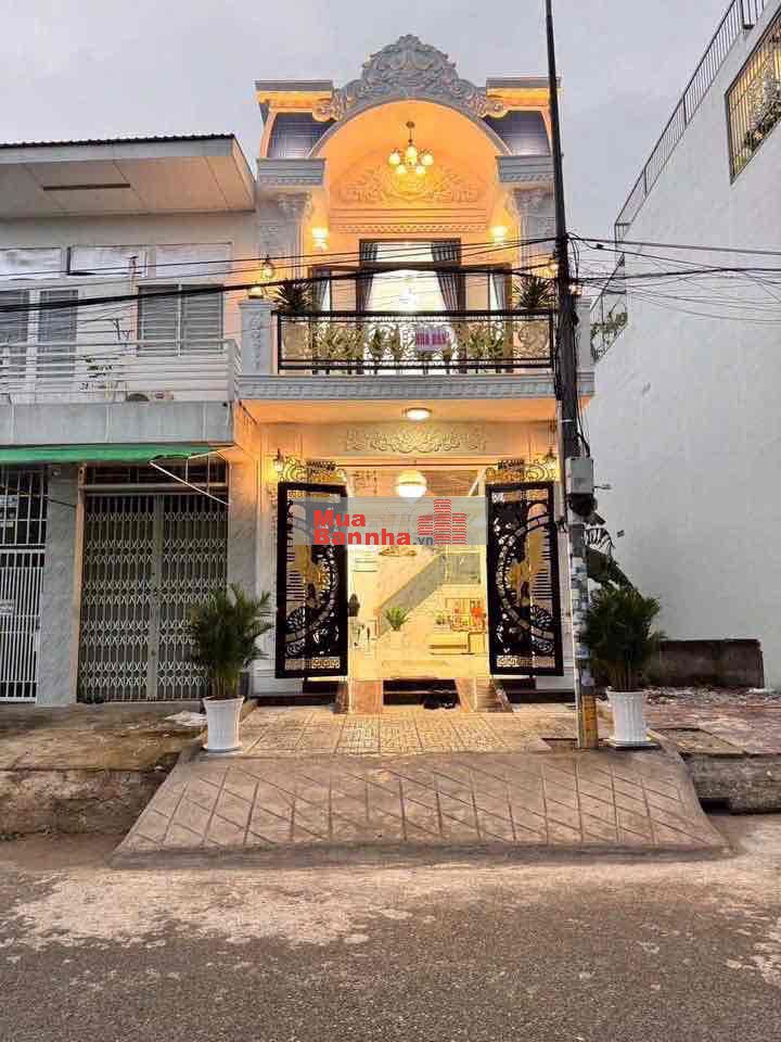 NHÀ TRỆT LẦU MỚI HOÀN THIỆN – MẶT TIỀN CÔNG VIÊN