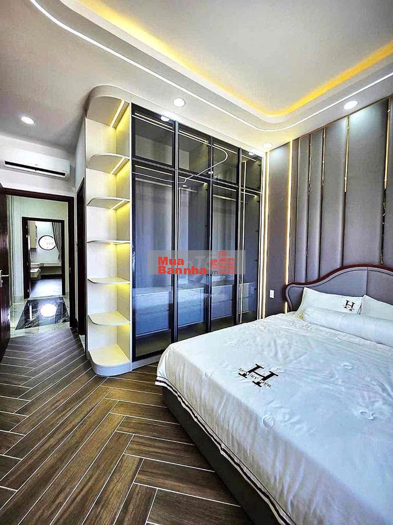 NHÀ PHỐ XÂY MỚI CÓ THANG MÁY - ĐƯỜNG RỘNG 8M 1942 HUỲNH TẤN PHÁT