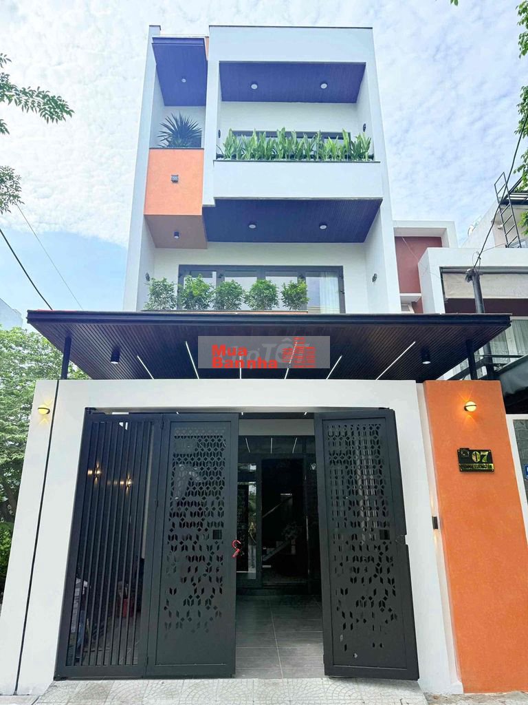 Nhà 3 tầng đẹp full nội thất cao cấp MT Thanh Lương 18, Hoà Xuân