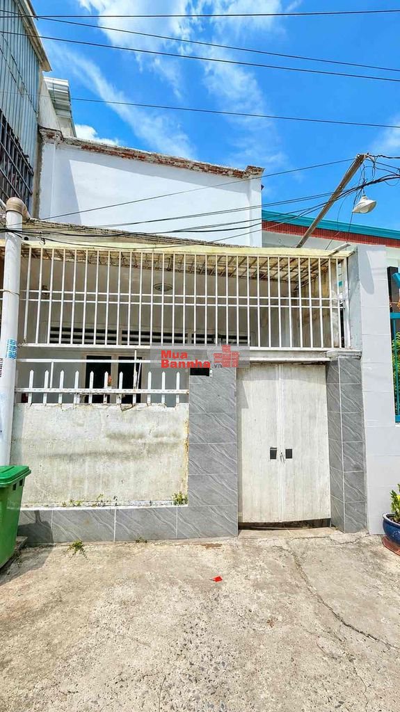 Bán nhà hẻm xe hơi Lê Văn Lương, 4mx16m, 3PN, Pháp lý chuẩn, SHR